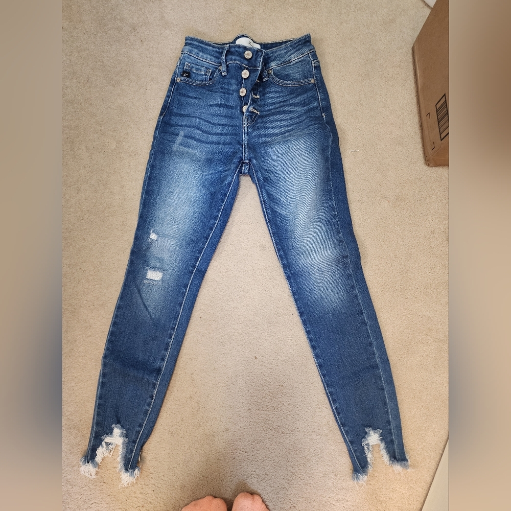 Kancan distressed skinny leg/ankle jeans
